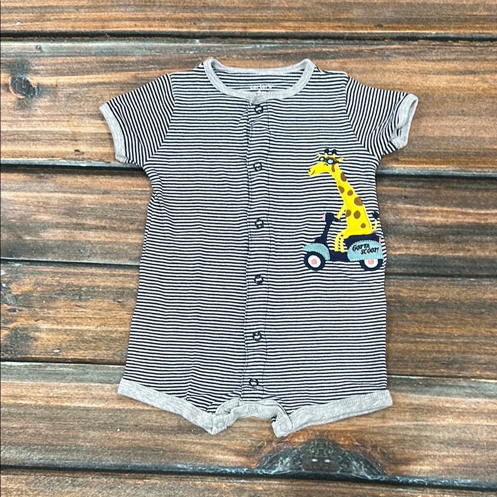 Carter’s Size 6 Month Striped Baby Boy Romper with Giraffe Image